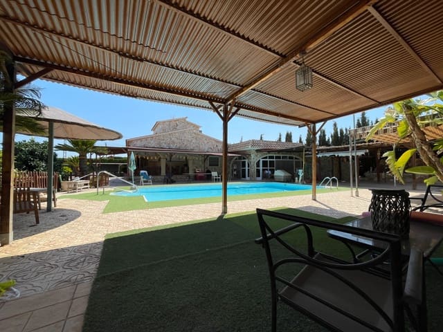 5 sovrum Villa till salu i Matola, Elche / Elx med pool - 399 000 € (Ref: 8887064)