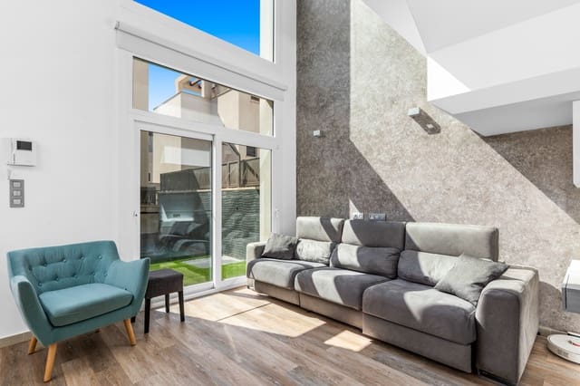 Chalet de 3 habitaciones en Ciudad Quesada, Rojales en venta con piscina - 499.000 € (Ref: 8894556)