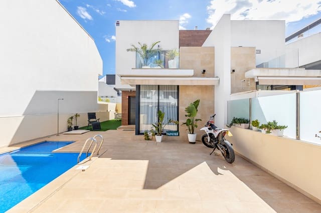 3 soveværelse Rækkehus til salg i Lo Pagan, San Pedro del Pinatar med swimmingpool garage - € 335.000 (Ref: 8902021)