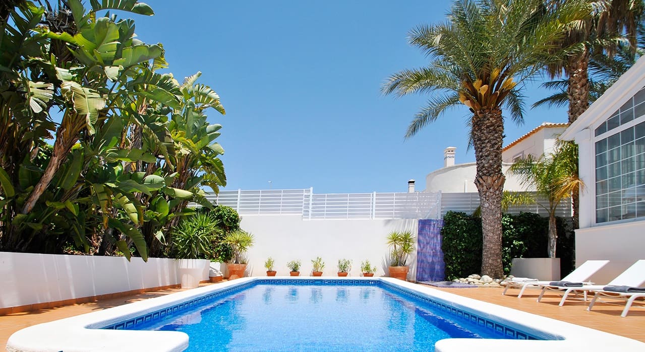 5 soveværelse Villa til salg i La Marina med swimmingpool garage - € 598.480 (Ref: 8926175)