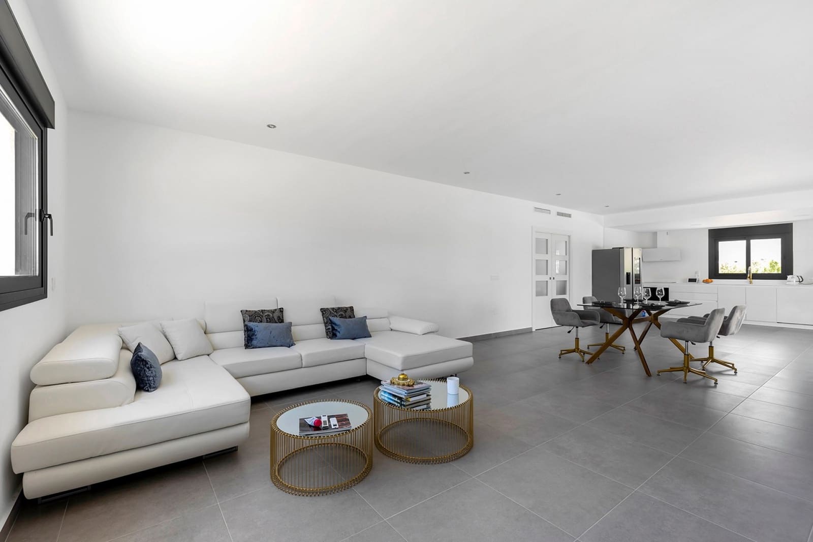 3 makuuhuone Huvila myytävänä paikassa Macisvenda mukana uima-altaan - 389 000 € (Ref: 8954174)