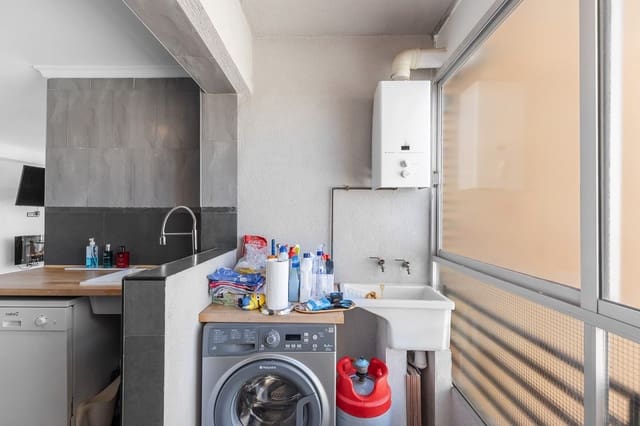 2 slaapkamer Appartement te koop in Daya Nueva met zwembad - € 123.500 (Ref: 8954175)