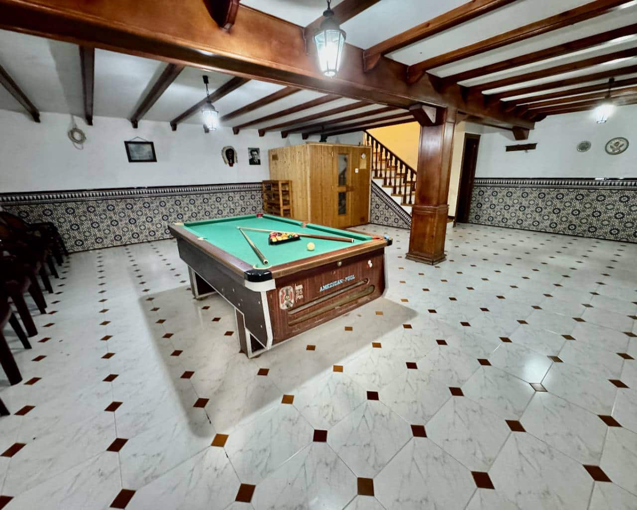 8 sypialnia Finka/Dom wiejski na sprzedaż w Castalla z basenem garażem - 655 000 € (Ref: 8969987)