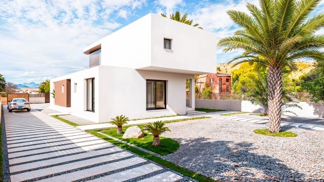 4 sypialnia Willa na sprzedaż w San Fulgencio z basenem - 850 000 € (Ref: 8993296)