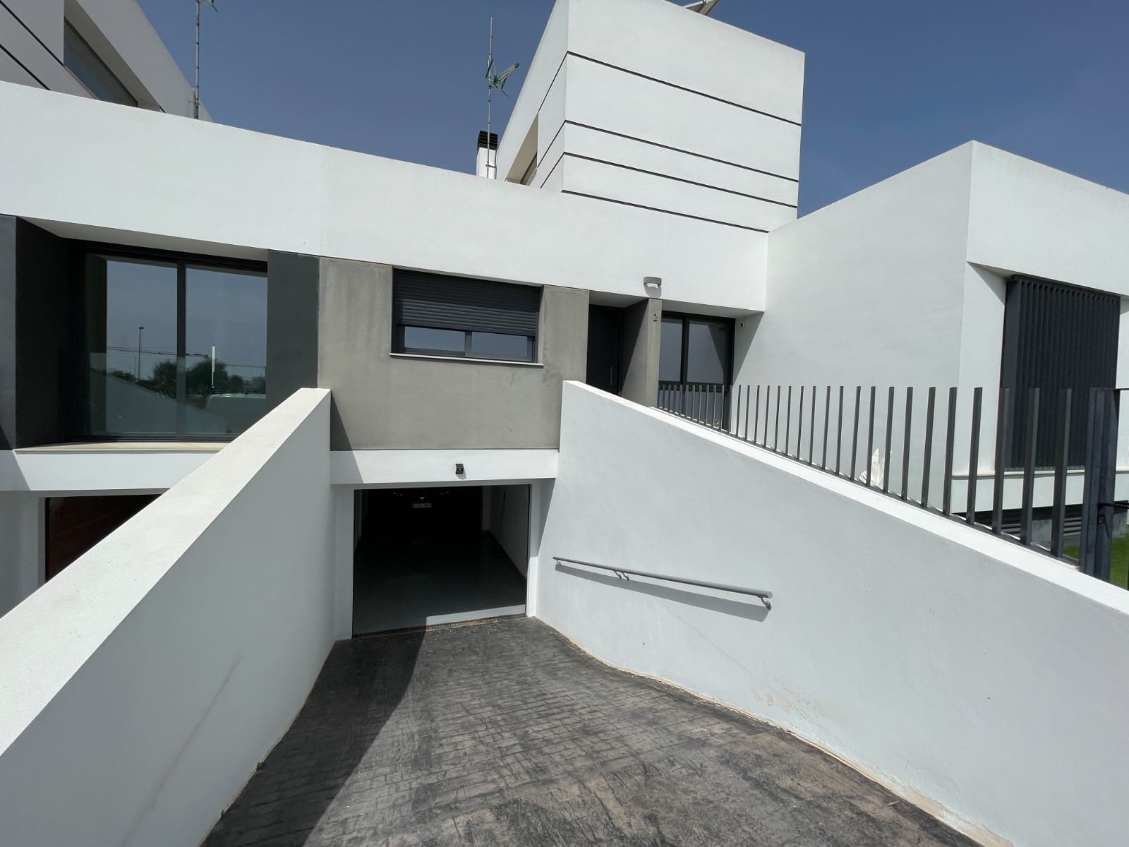 4 bedroom Townhouse for sale in Dolores with pool - € 409,000 (Ref: 9053717)