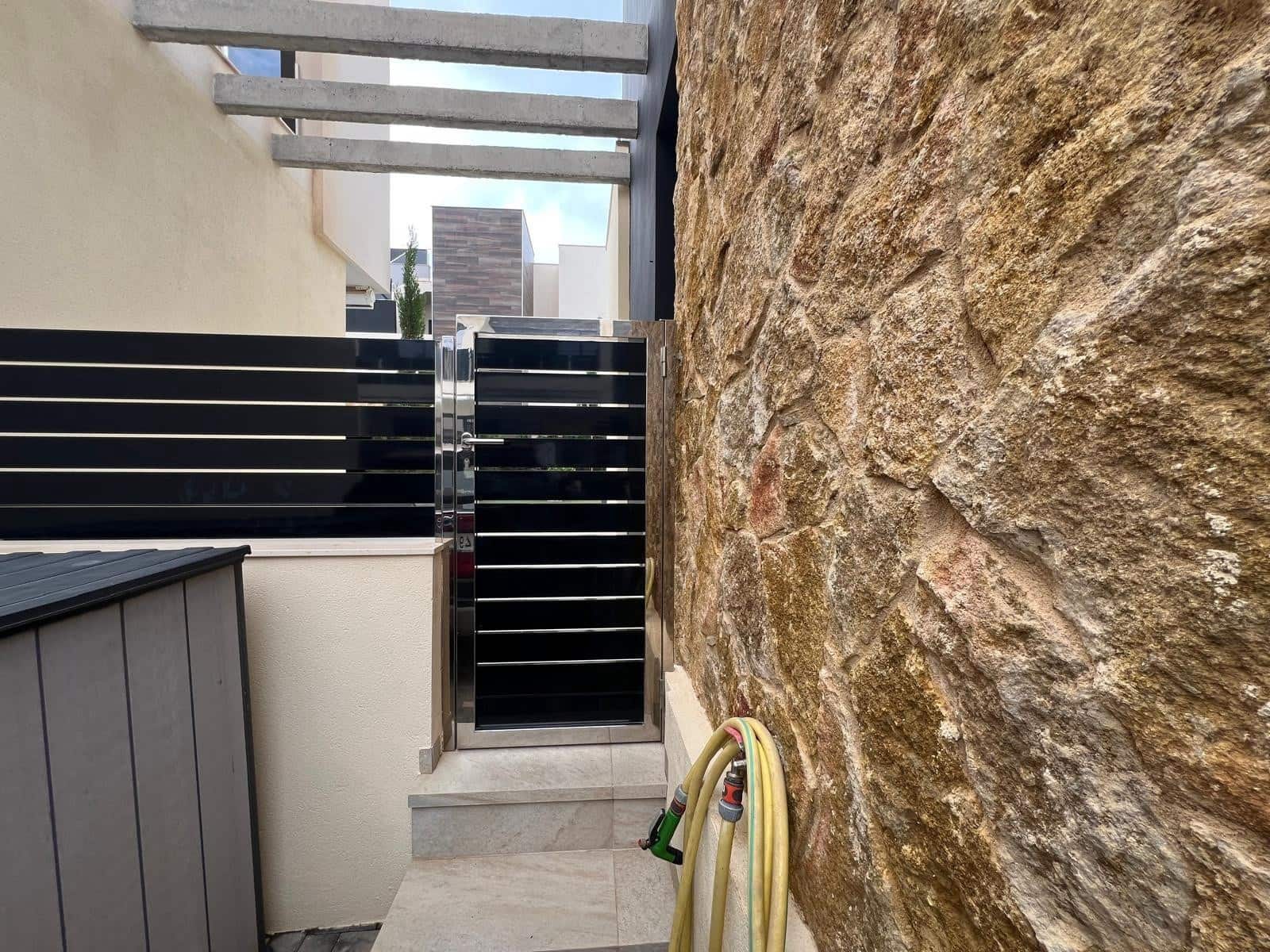 3 bedroom Villa for sale in Orihuela Costa with pool garage - € 499,000 (Ref: 9058366)