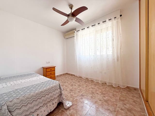 3 slaapkamer Villa te koop in Los Altos met zwembad garage - € 184.900 (Ref: 9058370)