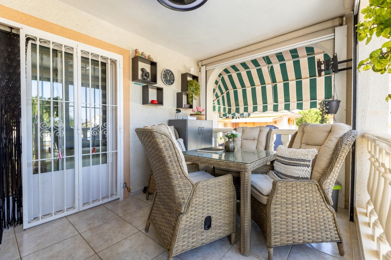 5 soveværelse Villa til salg i Benijofar med swimmingpool - € 498.000 (Ref: 9058373)