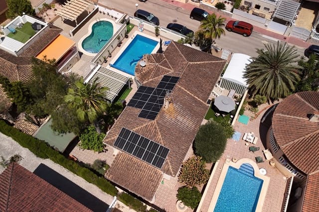 5 Zimmer Villa zu verkaufen in Benimar, Benijófar mit Pool - 498.000 € (Ref: 9058373)