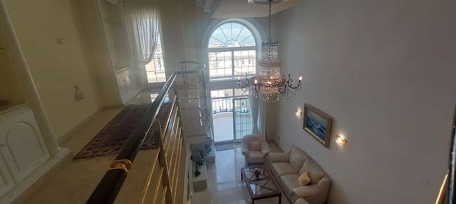 Ático de 3 habitaciones en Guardamar Playa, Guardamar del Segura en venta con piscina - 389.000 € (Ref: 9061418)