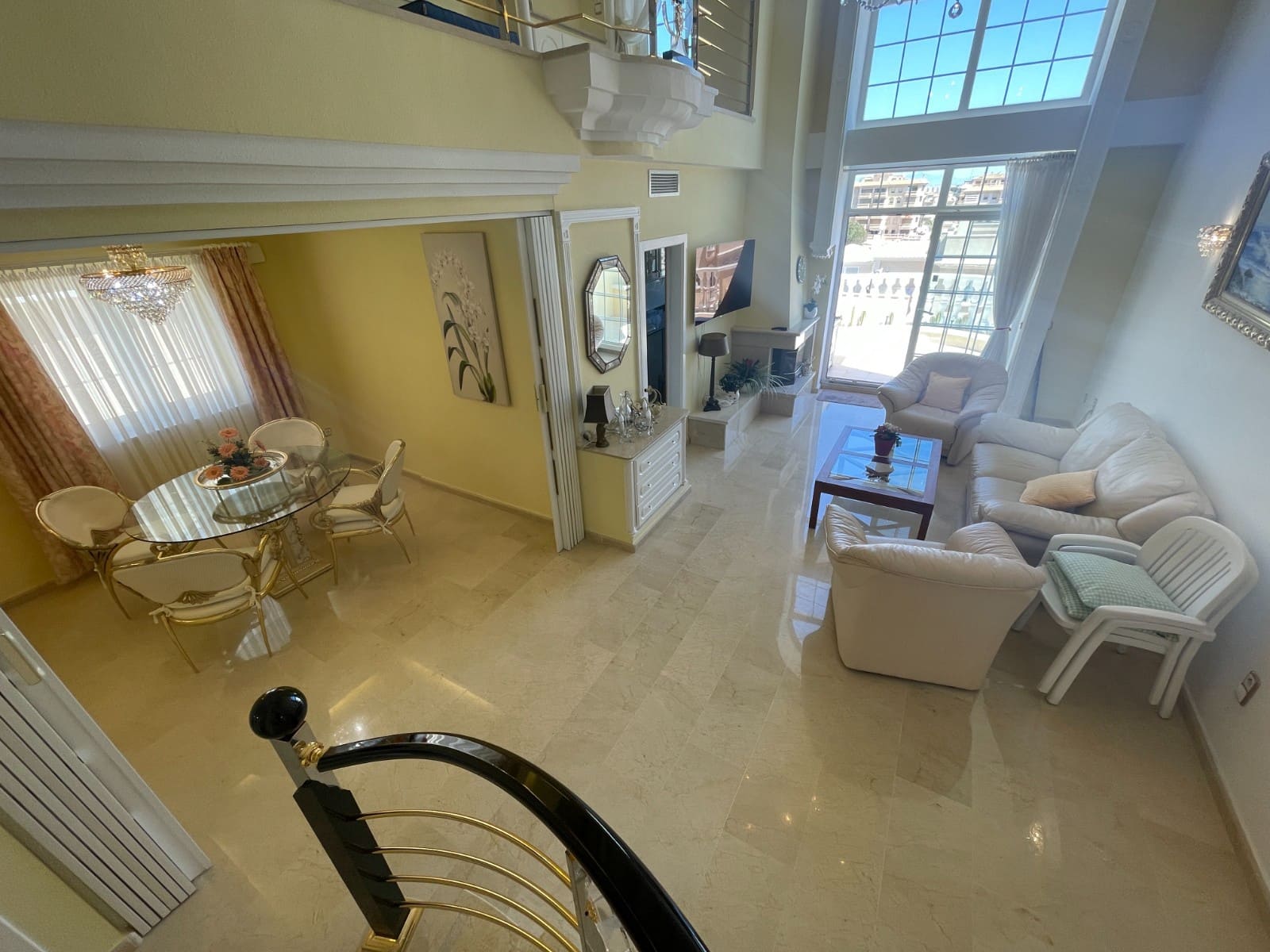 3 bedroom Penthouse for sale in Guardamar del Segura with pool - € 389,000 (Ref: 9061418)