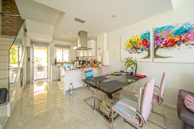 3 chambre Villa/Maison à vendre à Lomas de Cabo Roig - Los Dolses, Orihuela avec piscine garage - 389 000 € (Ref: 9095113)