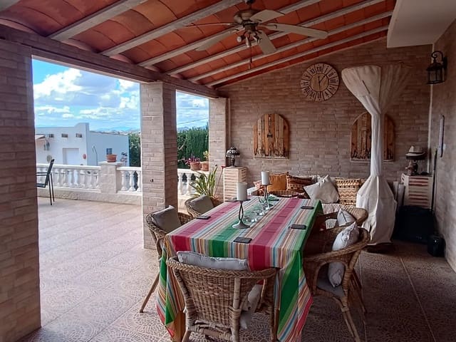 3 sovrum Villa till salu i Fortuna med pool - 299 995 € (Ref: 9124856)