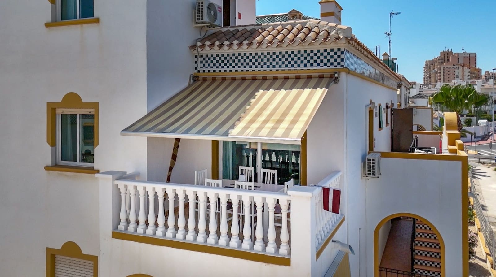 3 sovrum Takvåning till salu i La Mata med pool - 269 000 € (Ref: 9129536)