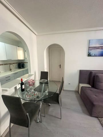 Apartamento de 2 habitaciones en Parque de las Naciones, Torrevieja en venta con piscina - 144.000 € (Ref: 9159310)