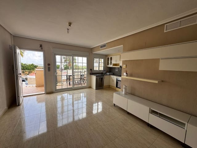 3 soveværelse Byhus til salg i El Raso, Guardamar del Segura med swimmingpool garage - € 225.000 (Ref: 9162687)