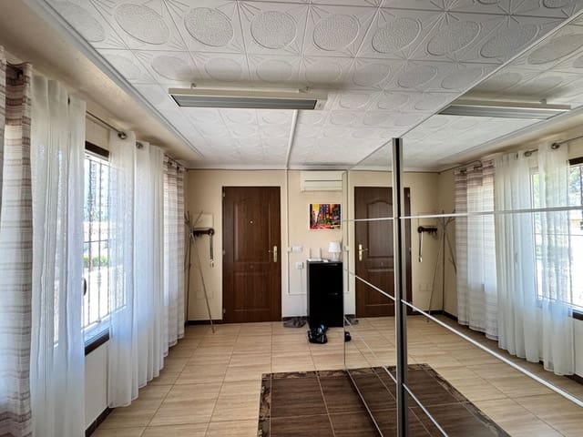 5 soveværelse Byhus til salg i Punta Prima, Torrevieja med garage - € 455.000 (Ref: 9162688)