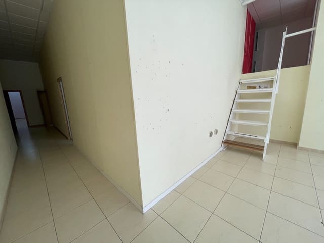 8 soverom Kommersiell til salgs i Benijófar med garasje - € 380 000 (Ref: 9165140)