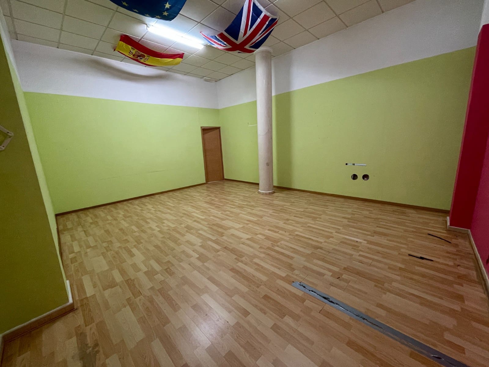 8 Zimmer Gewerbe zu verkaufen in Benijofar mit Garage - 380.000 € (Ref: 9165140)