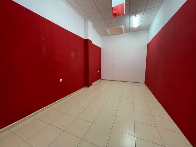 8 sovrum Kommersiell till salu i Benijófar med garage - 380 000 € (Ref: 9165140)