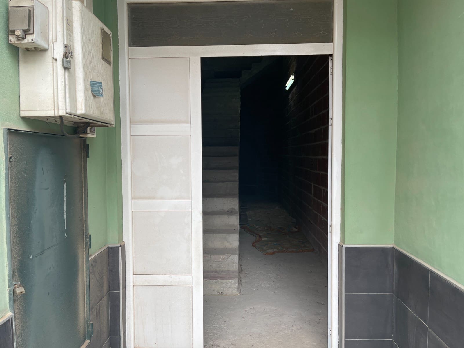 8 Zimmer Gewerbe zu verkaufen in Benijofar mit Garage - 380.000 € (Ref: 9165140)