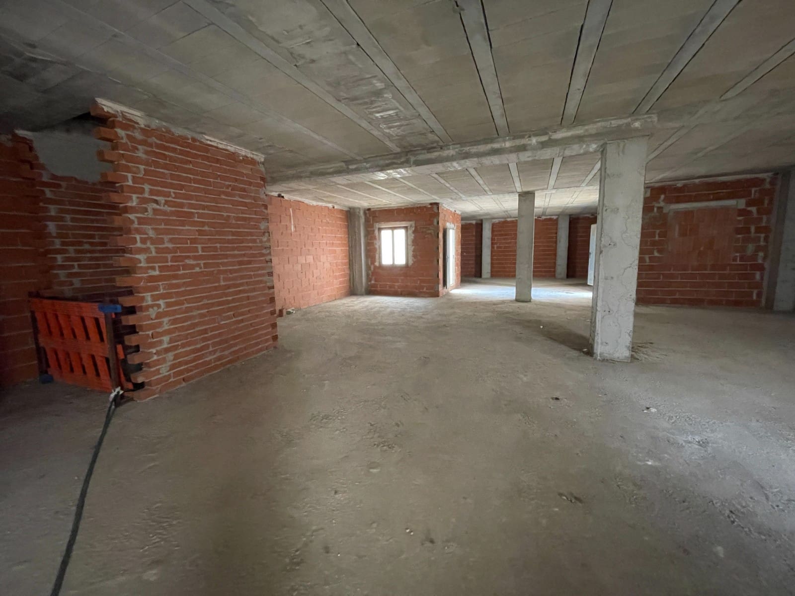 8 Zimmer Gewerbe zu verkaufen in Benijofar mit Garage - 380.000 € (Ref: 9165140)