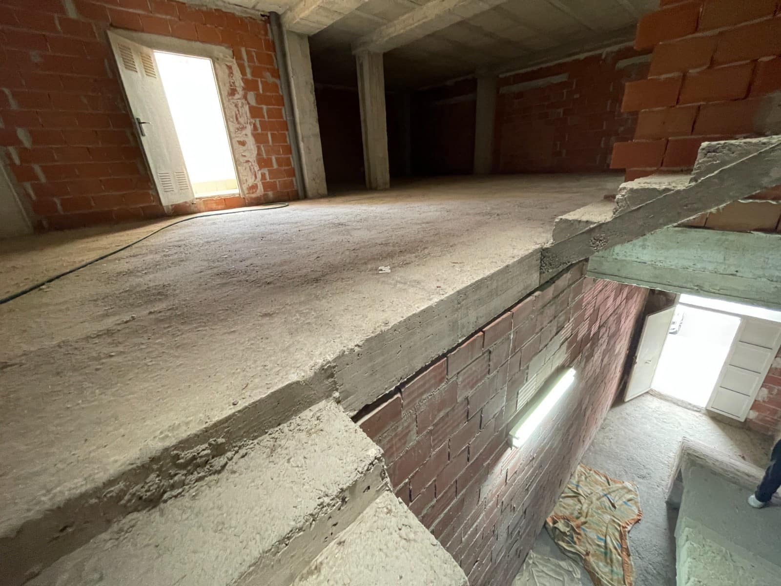 8 Zimmer Gewerbe zu verkaufen in Benijofar mit Garage - 380.000 € (Ref: 9165140)