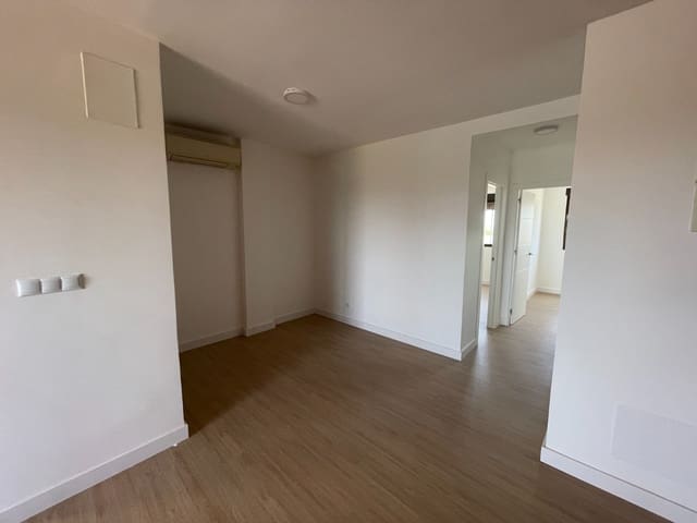 2 slaapkamer Bungalow te koop in Daya Nueva met zwembad - € 118.500 (Ref: 9201729)