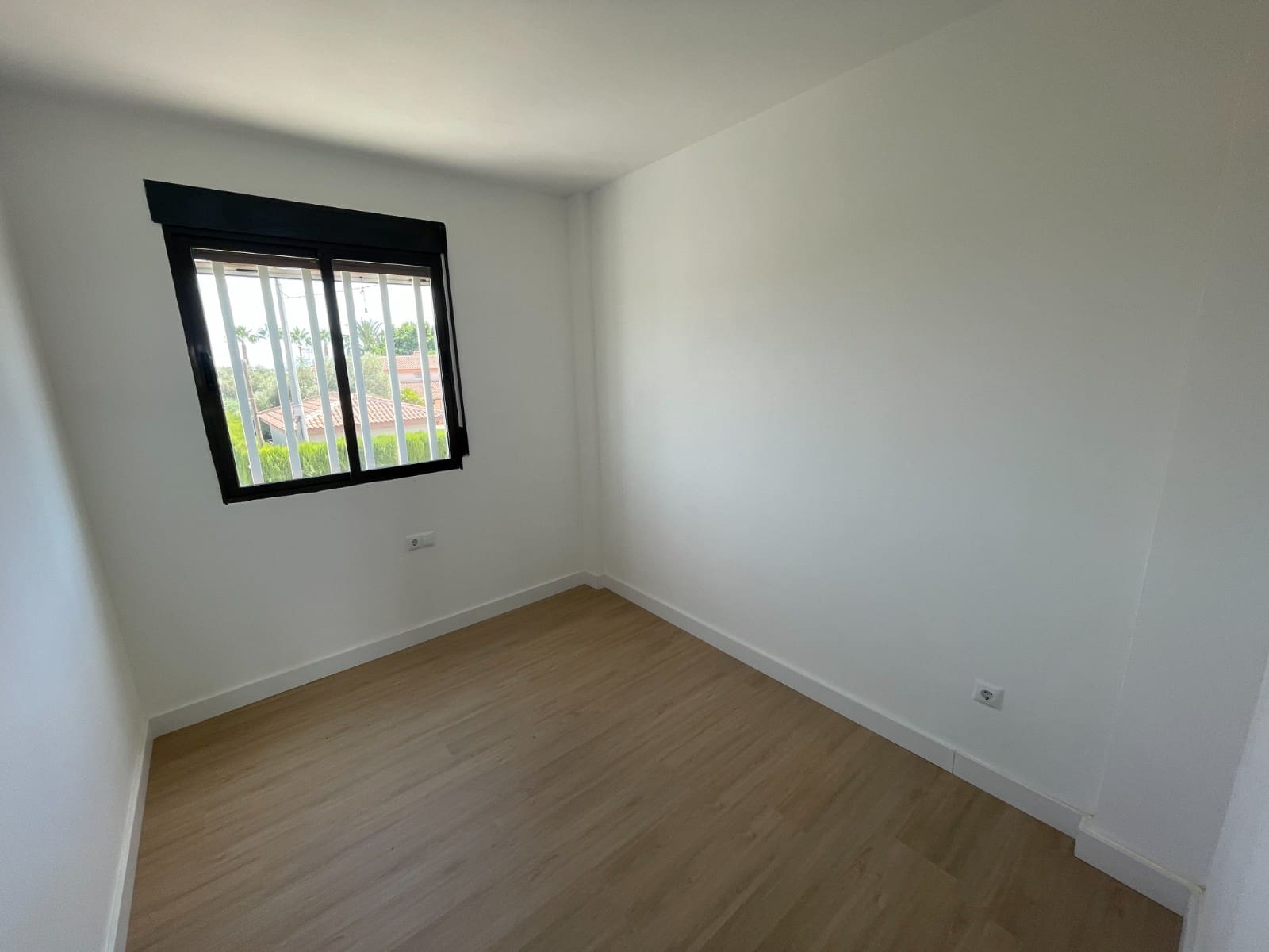 2 makuuhuone Bungalow myytävänä paikassa Daya Nueva mukana uima-altaan - 118 500 € (Ref: 9201729)