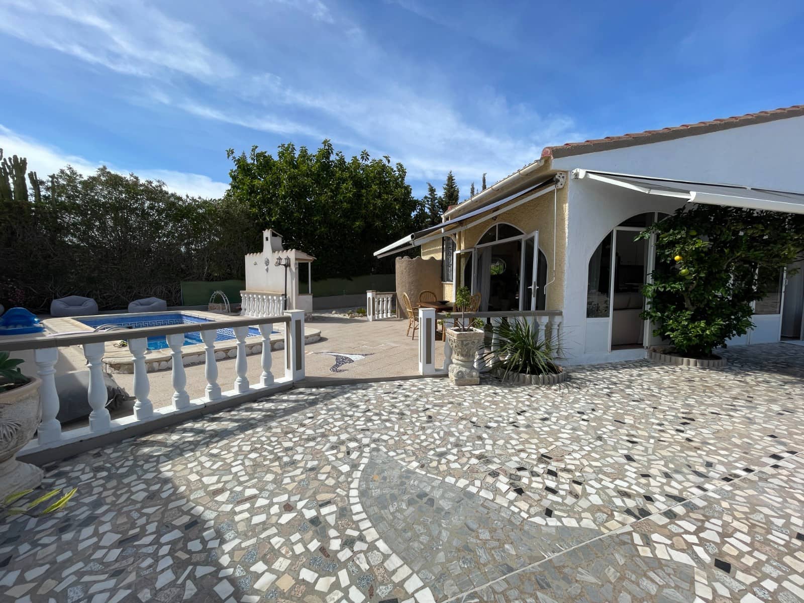 6 bedroom Villa for sale in Ciudad Quesada with pool - € 465,000 (Ref: 9203211)