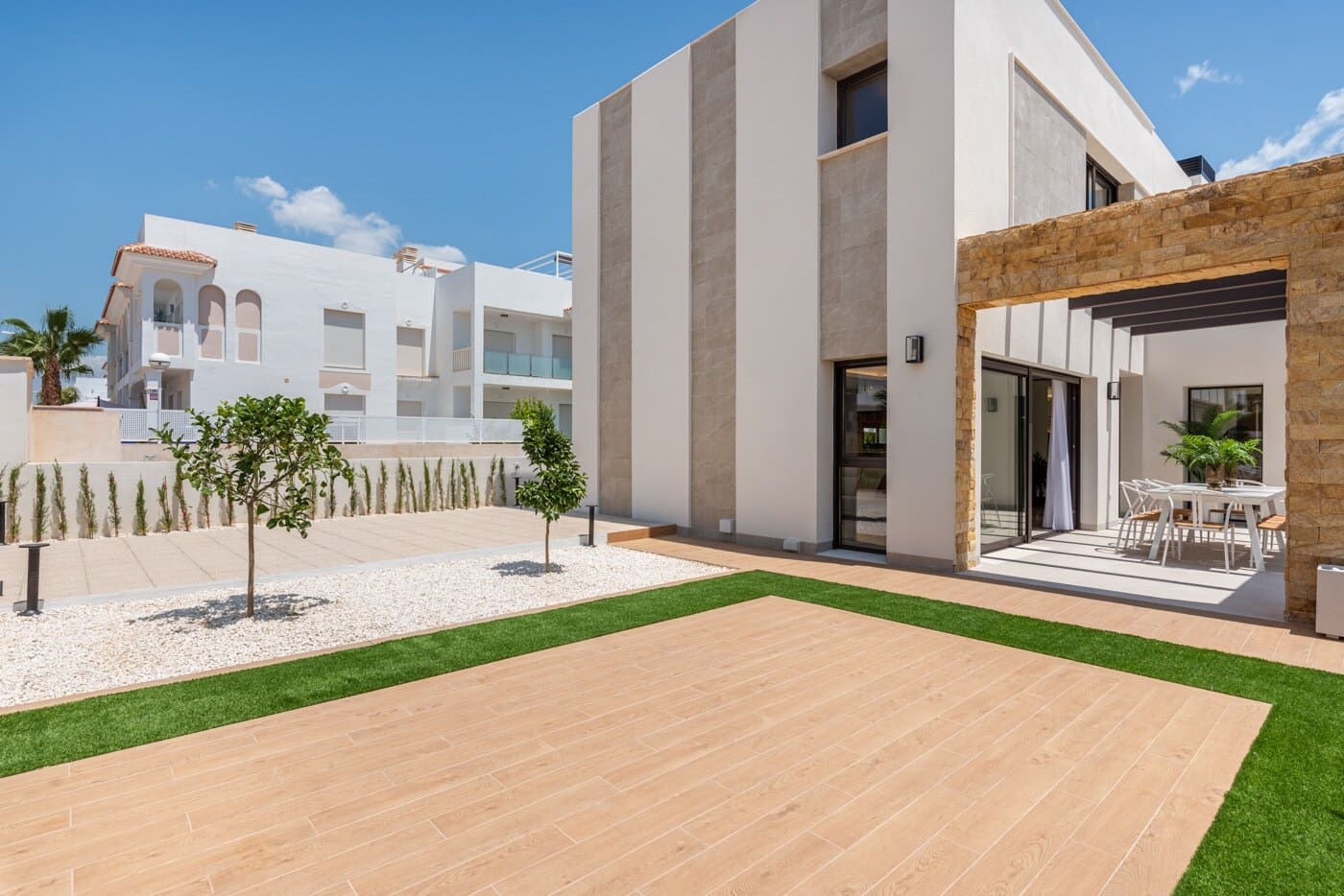 3 soveværelse Villa til salg i Ciudad Quesada med swimmingpool - € 878.300 (Ref: 9216020)