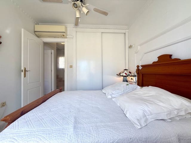 2 sovrum Villa till salu i Villamartin, Orihuela med pool - 210 000 € (Ref: 9226349)