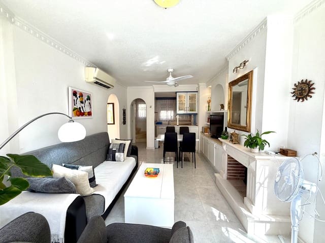 2 sovrum Villa till salu i Villamartin, Orihuela med pool - 210 000 € (Ref: 9226349)