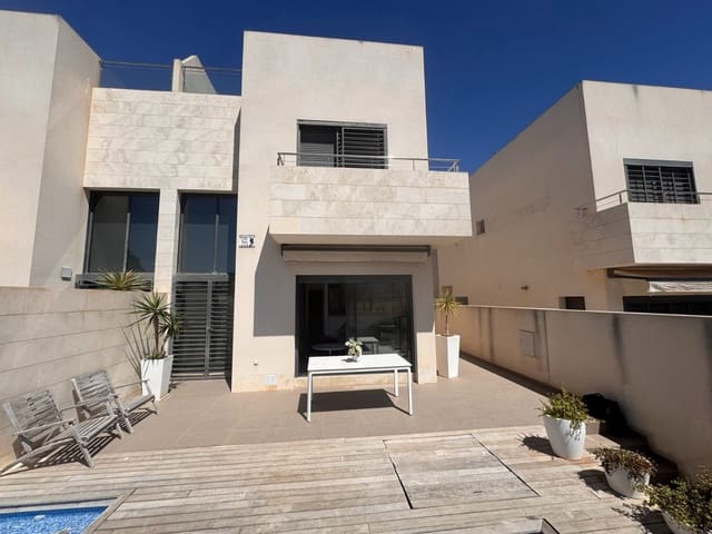 3 chambre Villa/Maison à vendre à La Zenia, Orihuela avec piscine - 439 000 € (Ref: 9226355)