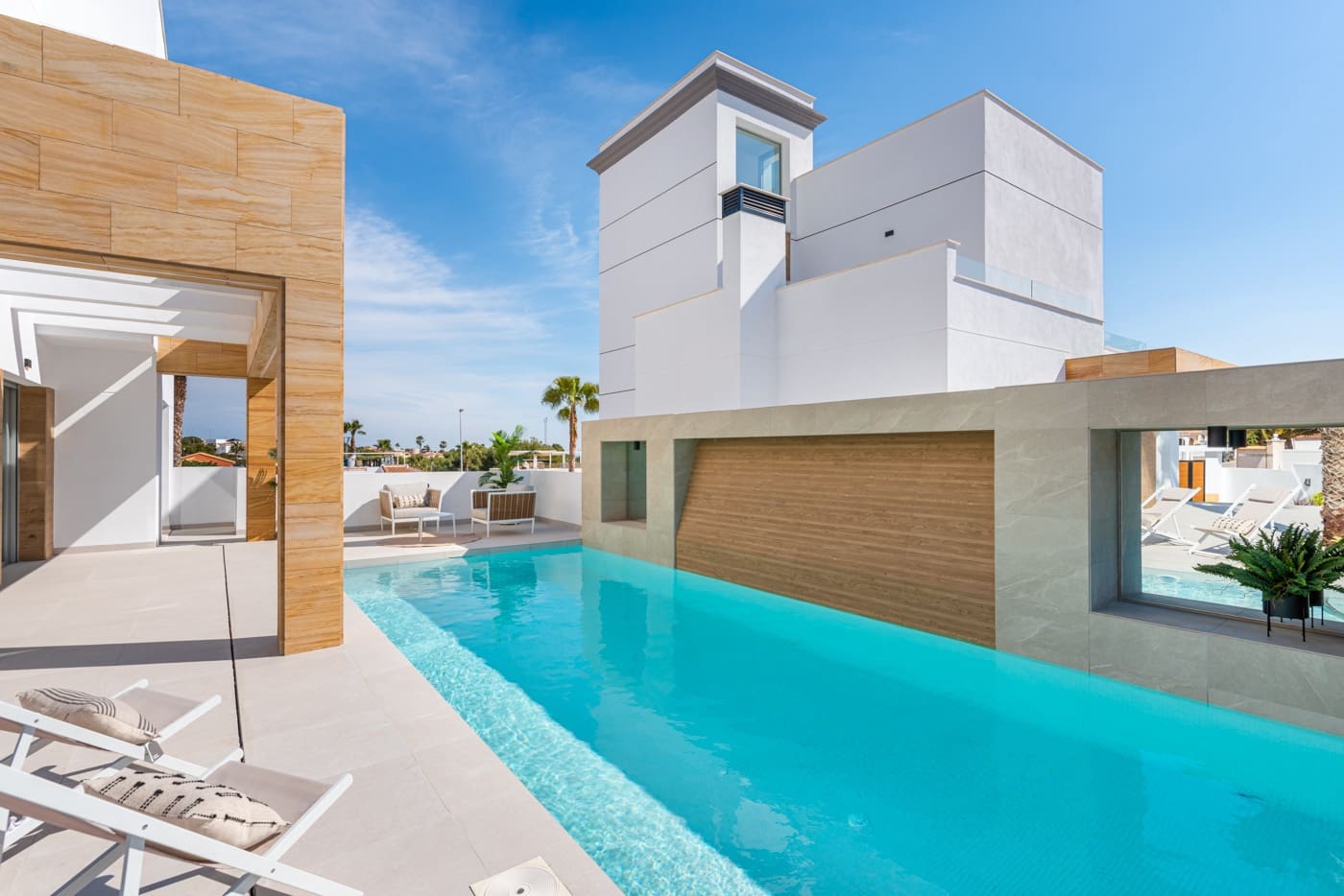 4 soveværelse Villa til salg i Dona Pepa med swimmingpool garage - € 985.000 (Ref: 9231851)