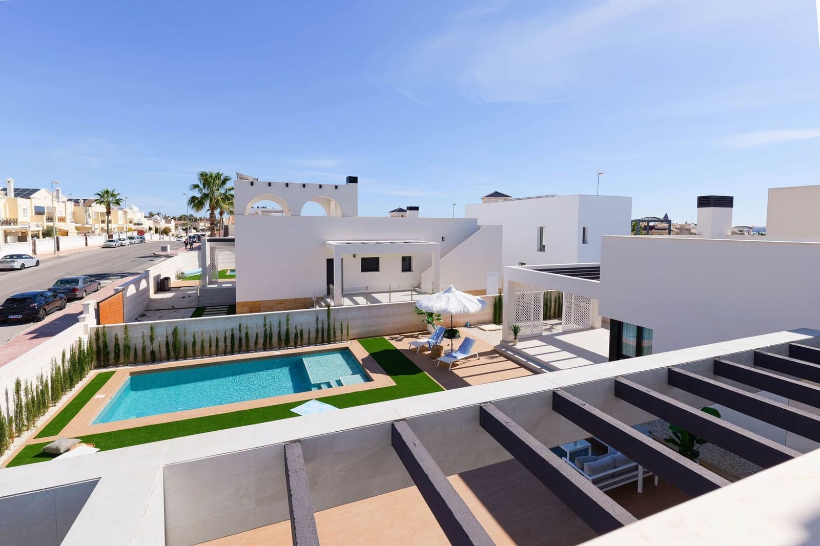3 soveværelse Villa til salg i Dona Pepa med swimmingpool - € 851.309 (Ref: 9231852)