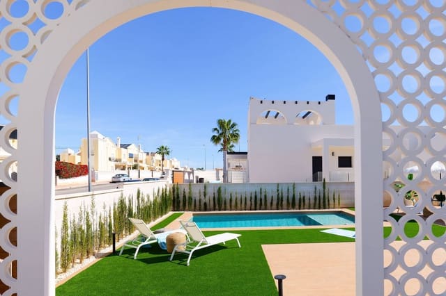 3 soveværelse Villa til salg i Doña Pepa, Rojales med swimmingpool - € 851.309 (Ref: 9231852)