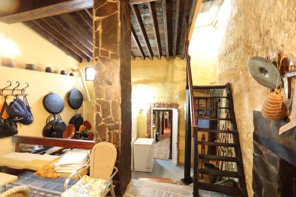 5 slaapkamer Finca/Landhuis te koop in Fortuna met zwembad garage - € 225.000 (Ref: 9232456)