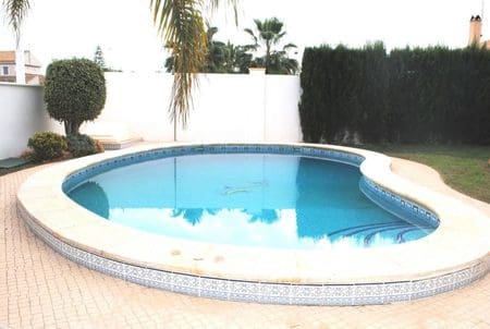 3 camera da letto Villa in vendita in La Zenia con piscina - 650.000 € (Rif: 9245470)