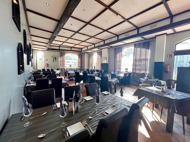 Restaurante/Bar para venda em Guardamar del Segura - 850 000 € (Ref: 9245527)