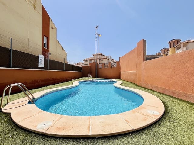 3 soverom Hus til salgs i Cabo Roig, Orihuela med svømmebasseng - € 234 000 (Ref: 9245541)
