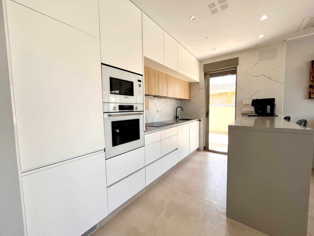 2 quarto Penthouse para venda em Torre de la Horadada com garagem - 495 000 € (Ref: 9245572)