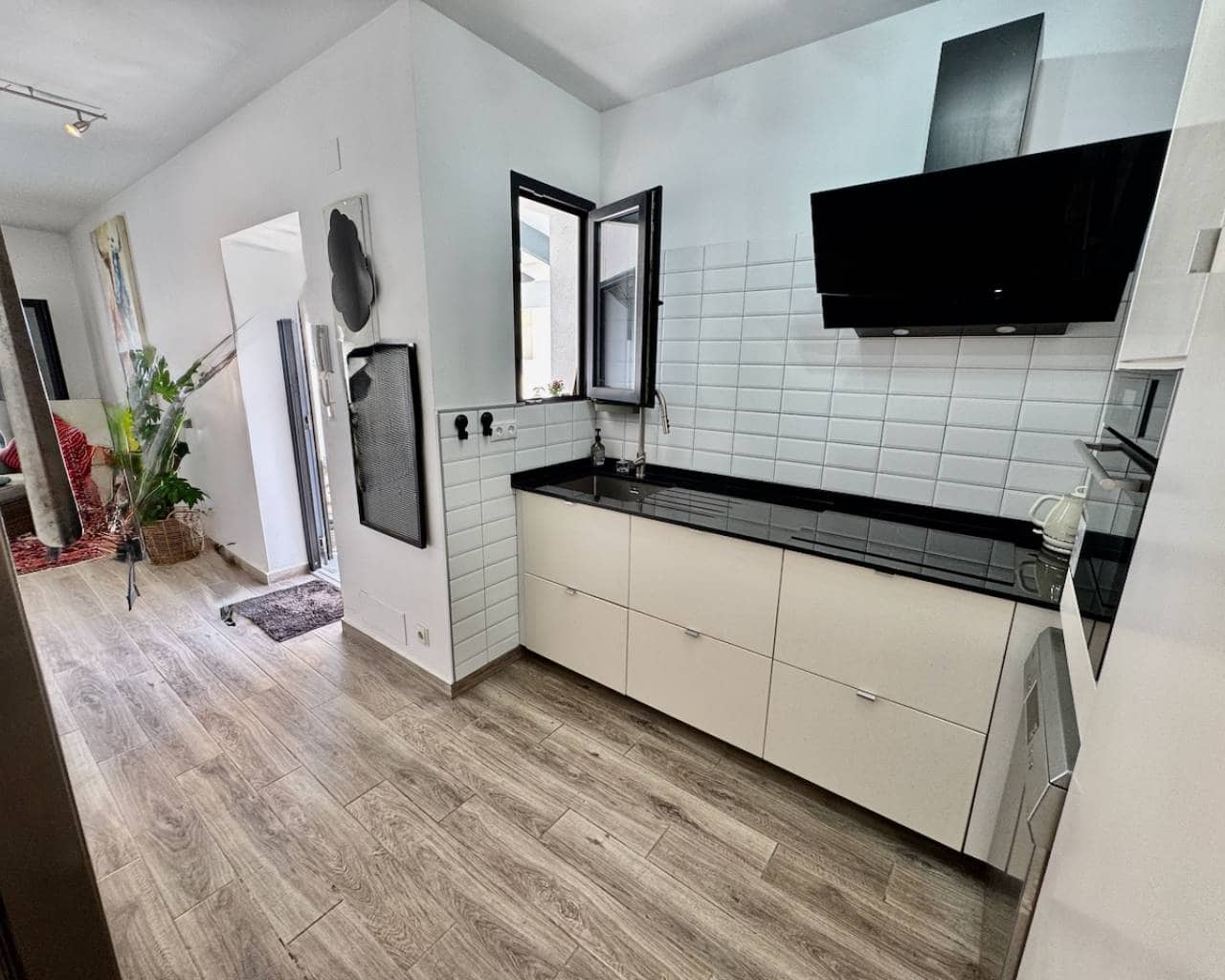 3 soveværelse Villa til salg i Punta Prima med swimmingpool garage - € 750.000 (Ref: 9248670)