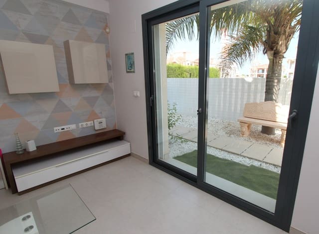 2 chambre Villa/Maison à vendre à Doña Pepa, Rojales avec piscine - 315 000 € (Ref: 9248672)