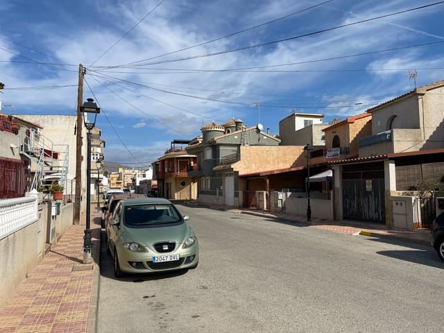 4 sovrum Hus till salu i Jacarilla - 136 000 € (Ref: 9255897)