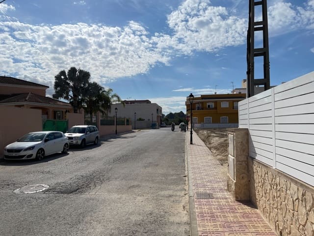 4 bedroom Townhouse for sale in Jacarilla - € 136,000 (Ref: 9255897)