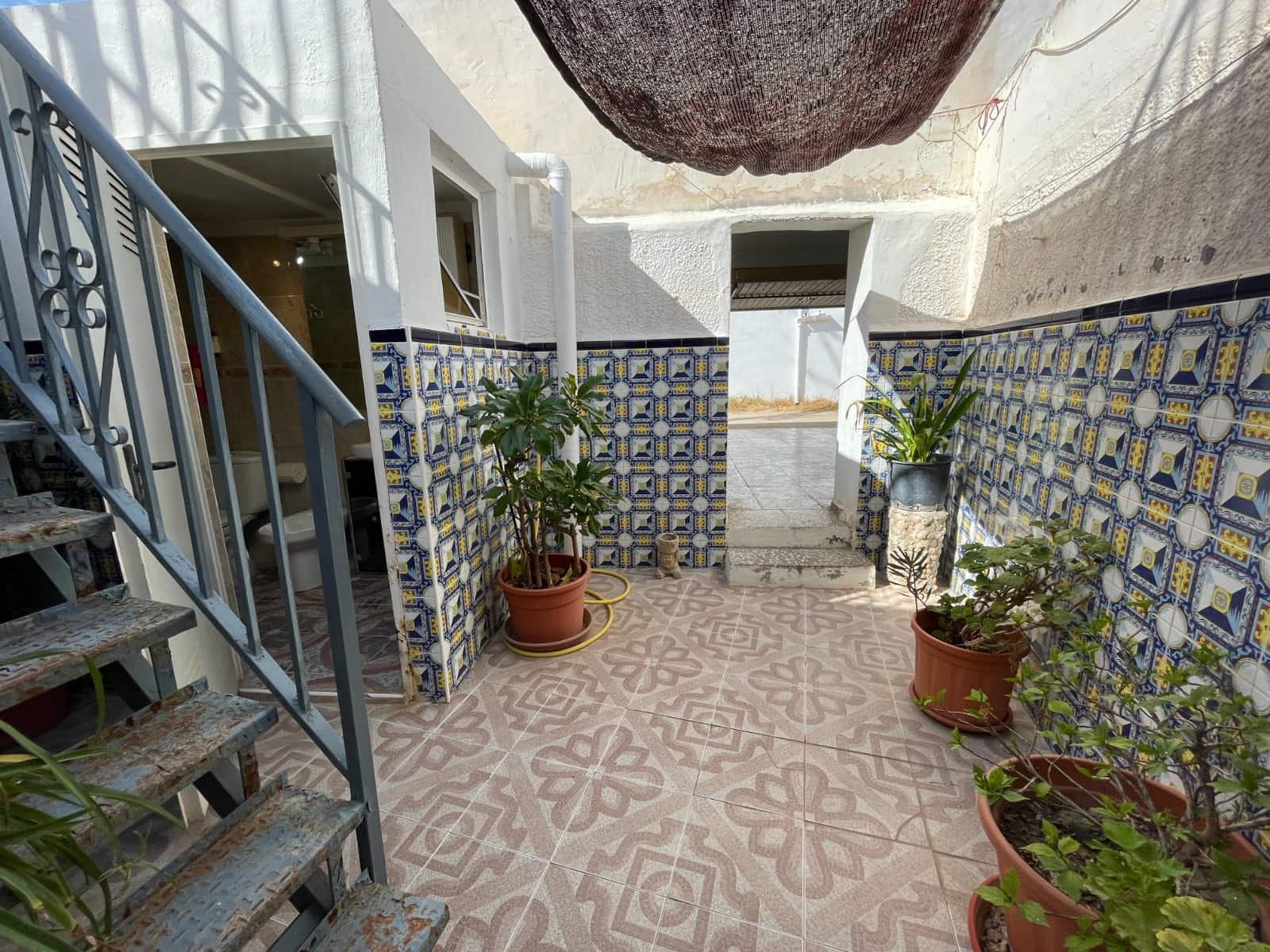 4 bedroom Townhouse for sale in Jacarilla - € 136,000 (Ref: 9255897)