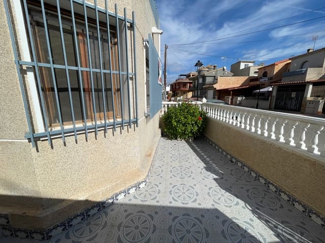 4 bedroom Townhouse for sale in Jacarilla - € 136,000 (Ref: 9255897)