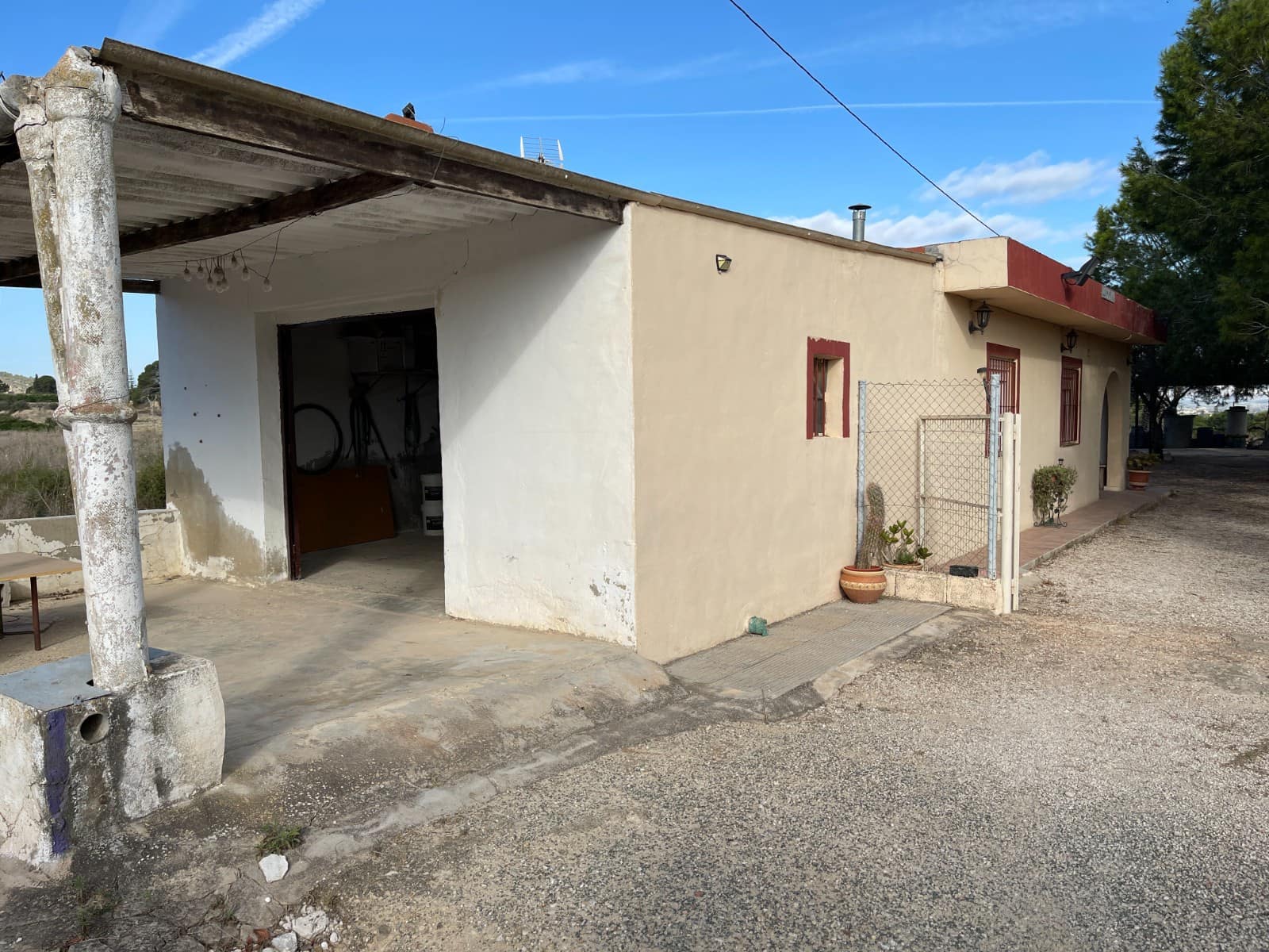 Finca/Country House for sale in Jacarilla - € 147,000 (Ref: 9258184)