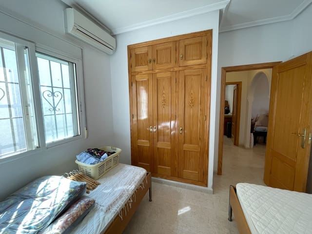 3 slaapkamer Villa te koop in Bigastro met zwembad - € 280.000 (Ref: 9278280)